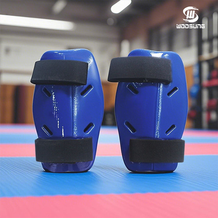 テコンドーディップドアームガード